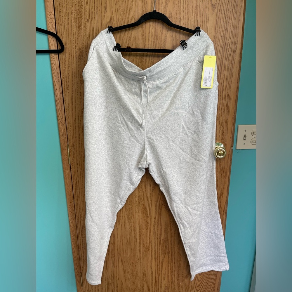 All in Motion Woman’s Heather Grey Sweats 2x NWT